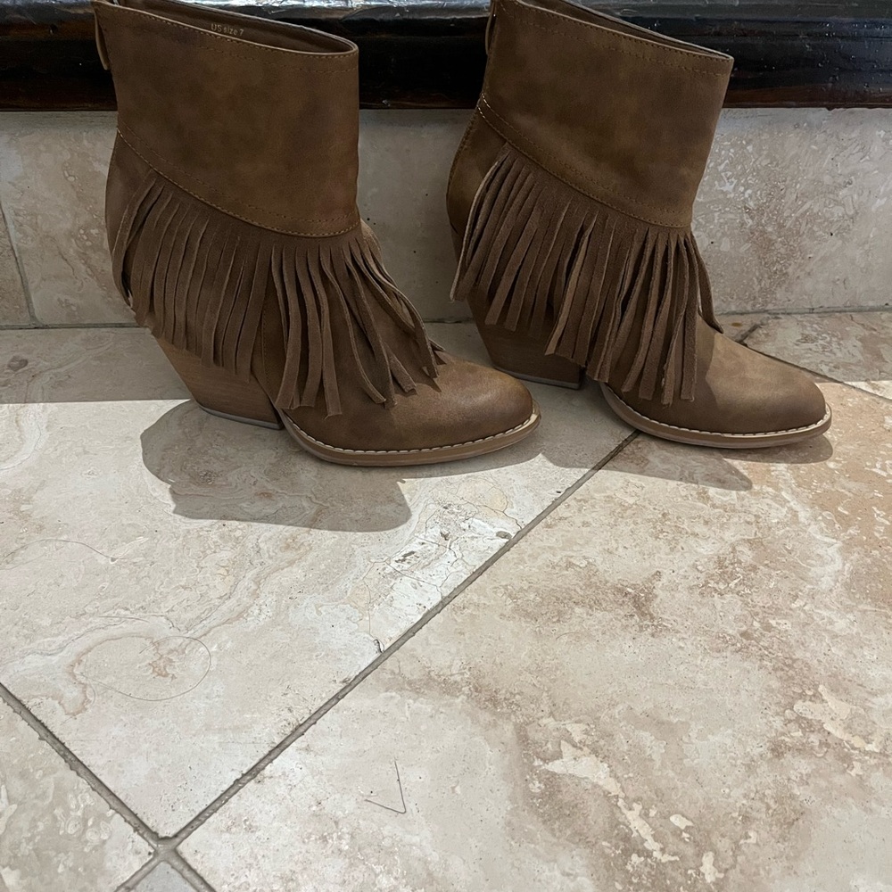 Very Volatile Tan Fringe Heeled Boots